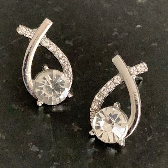 Mermaid Fishtail Earrings, Cubic Zirconia Mermaidcore Criss Cross Silver Tone - Picture 10 of 11